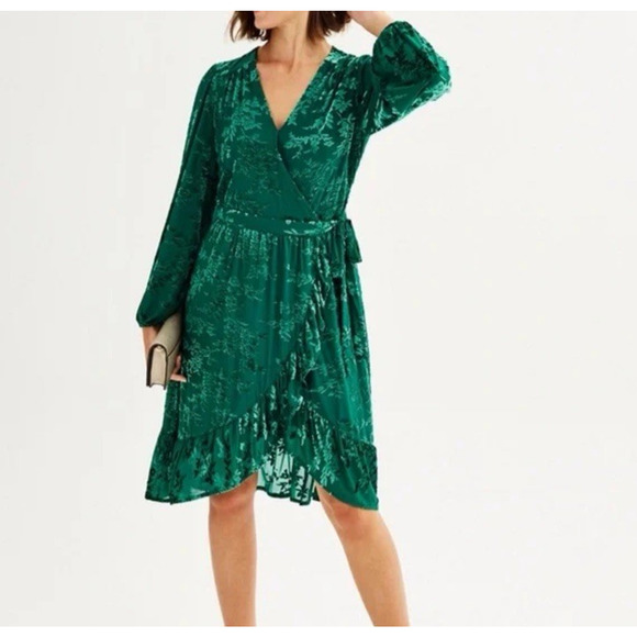 Draper James Velvet Burnout‎ Wrap Dress Size Large Emerald Green Flowy Feminine - Picture 1 of 13